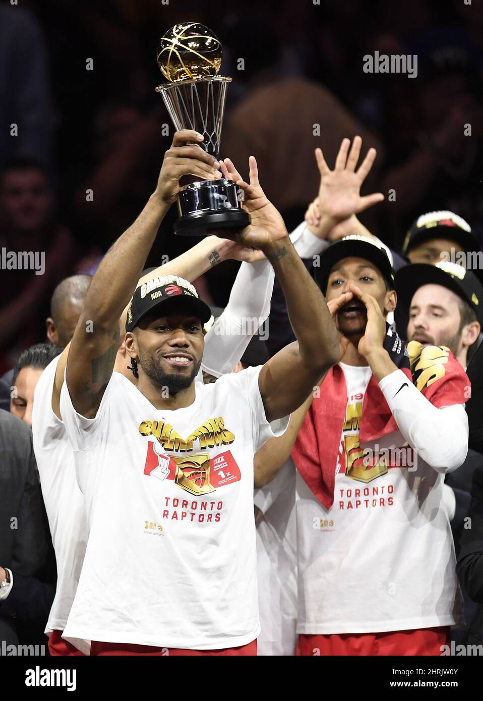 Maglia toronto cheap raptors leonard