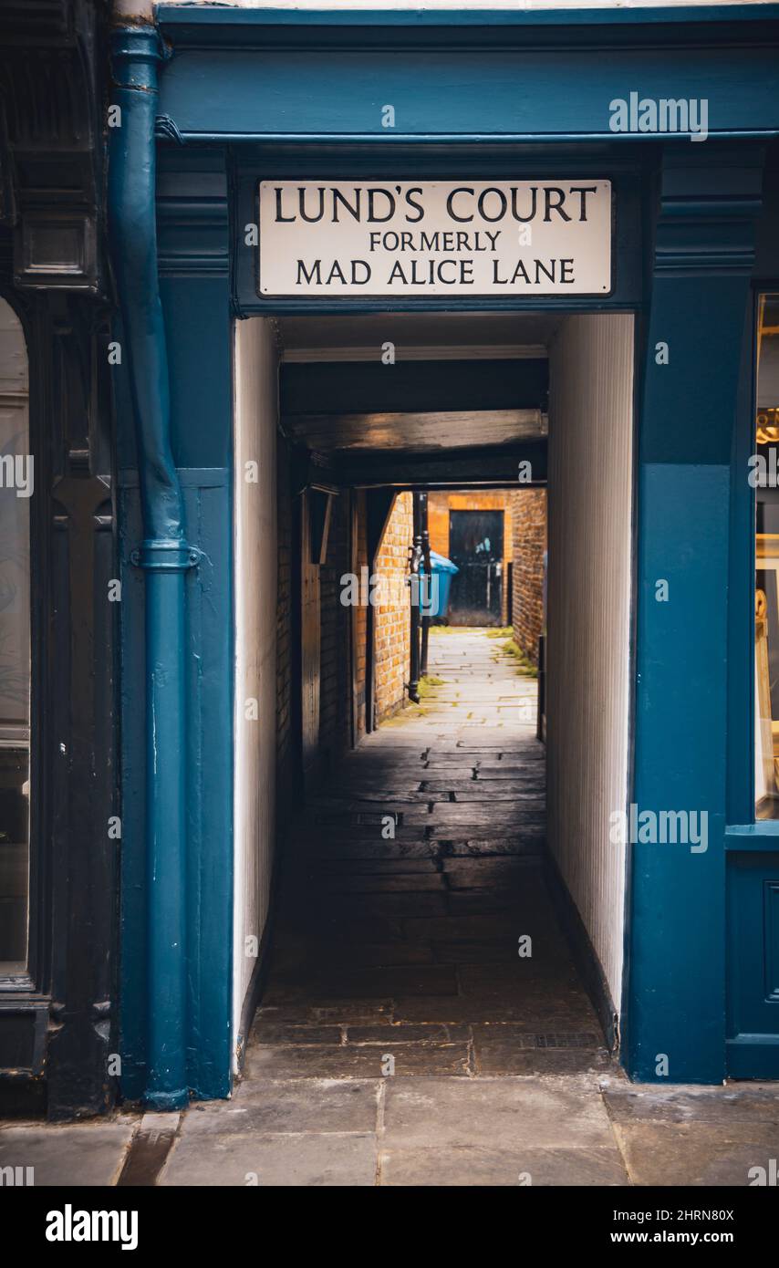 Lund's Court precedentemente Mad Alice Lane a Low Petergate, York, Inghilterra Foto Stock