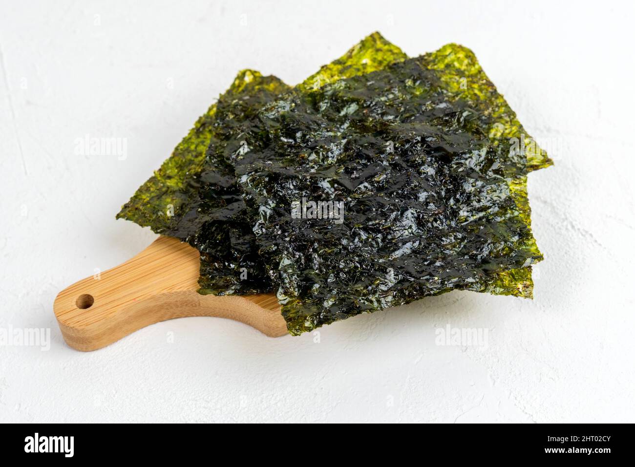 Foglie di Nori. Alghe secche croccanti. Cucina tradizionale giapponese Foto Stock