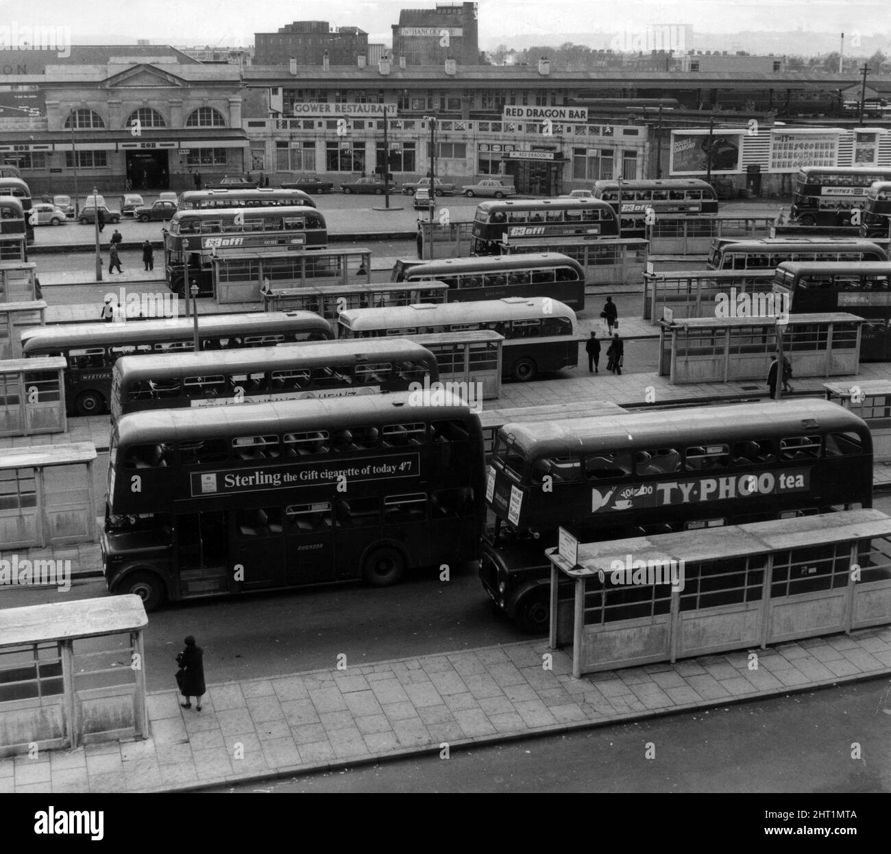 Stazione ferroviaria centrale di Cardiff, 11th aprile 1966. Foto Stock