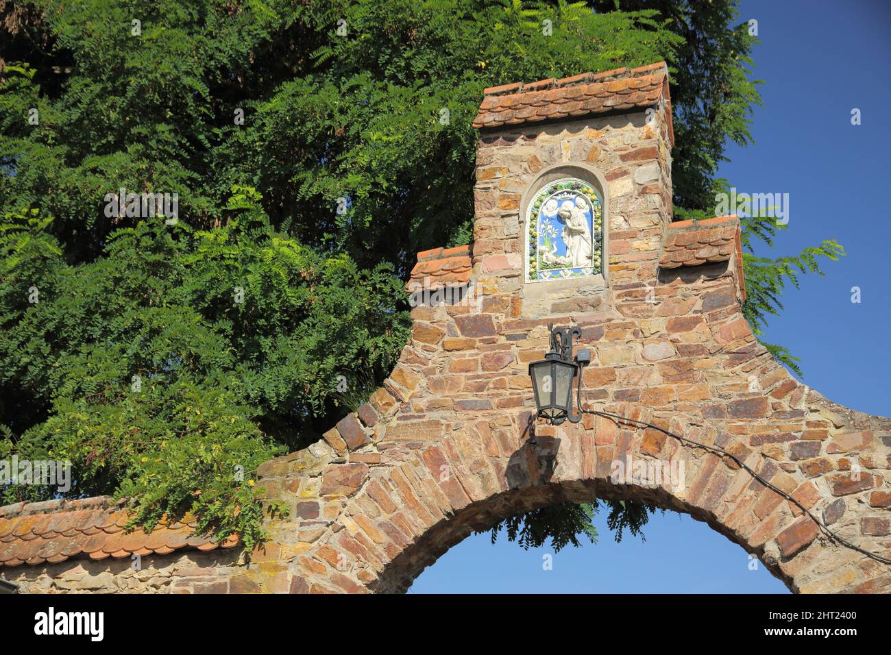 Arco con Madonna, Castello di Vollrads, Oestrich-Winkel nel Rheingau, Assia, Germania Foto Stock