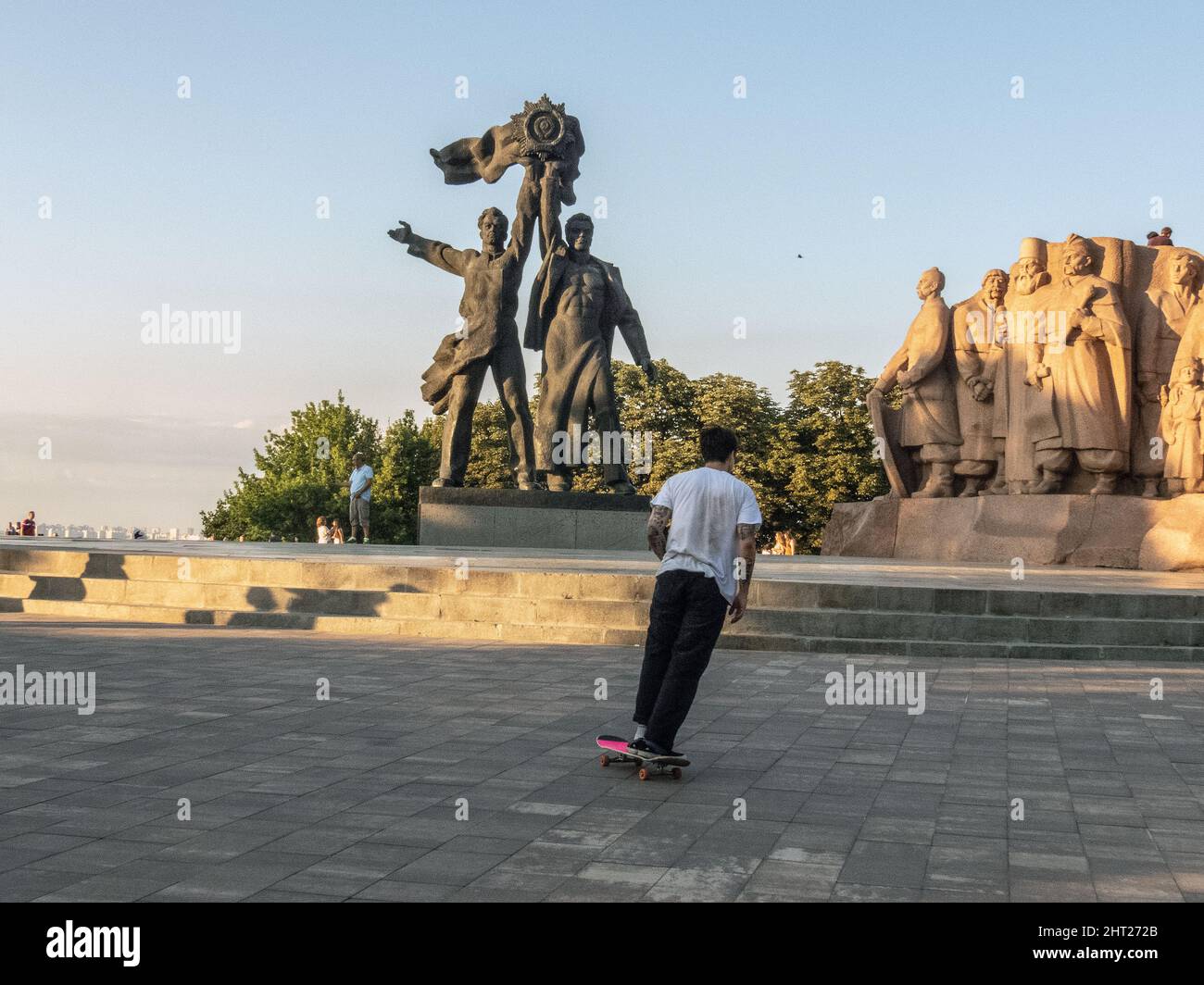 Era sovietica statue a Kiev, Ucraina Foto Stock