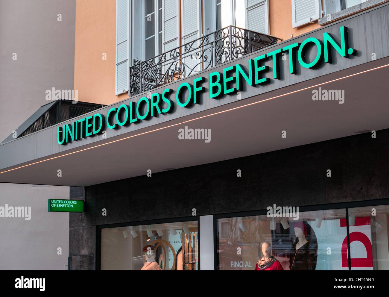 Benetton logo immagini e fotografie stock ad alta risoluzione - Alamy