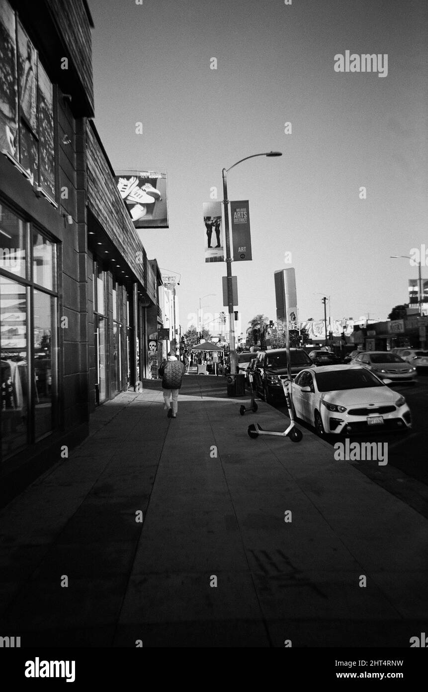 Scala di grigi di Melrose Avenue a Los Angeles Foto Stock
