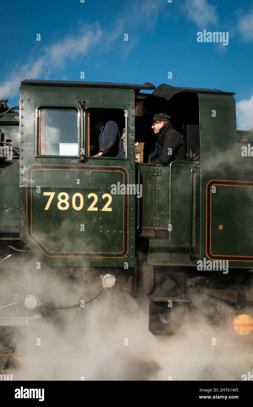 Stazione di Oakworth sulla ferrovia di Keighley & Worth Valley nel West Yorkshire Foto Stock