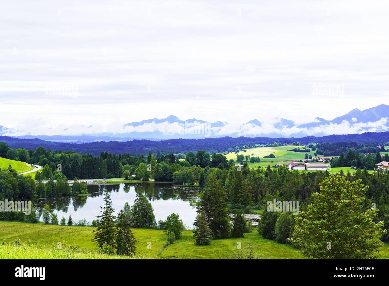 Paesaggio montagnoso nella regione di Allgau in Baviera in Germania Foto Stock