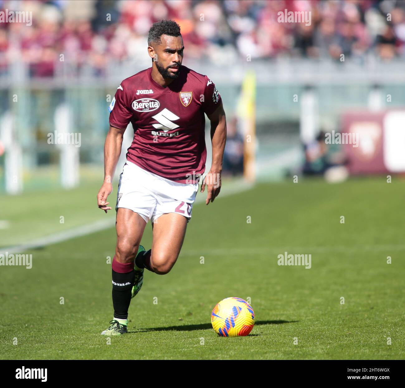 Koffi Djidji del Torino FC durante il campionato italiano Serie A football match tra Torino FC e Cagliari Calcio il 27 febbraio 2022 allo Stadio Olimpico Grande Torino Foto Stock