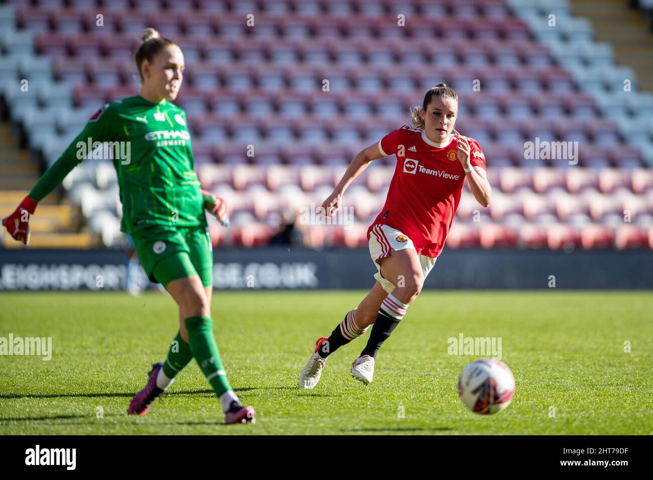 Leigh, Regno Unito. 27th Feb 2022. Leigh, Inghilterra, Feb 27th 2022: Manchester Utd Forward, Ella Toone, Man U 7 Richard Callis/SPP Credit: SPP Sport Press Photo. /Alamy Live News Foto Stock