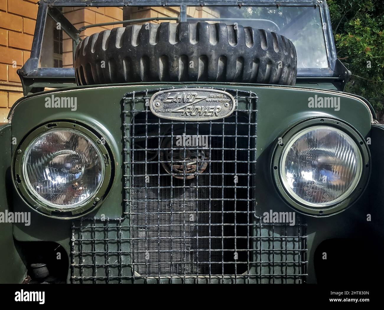 Difensore landrover militare immagini e fotografie stock ad alta ...