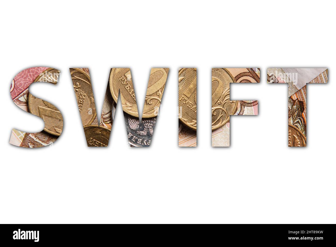 Contesto del denaro russo e possibilità di divieto SWIFT in Russia. Concetto di sanzioni economiche contro la Russia. Foto Stock