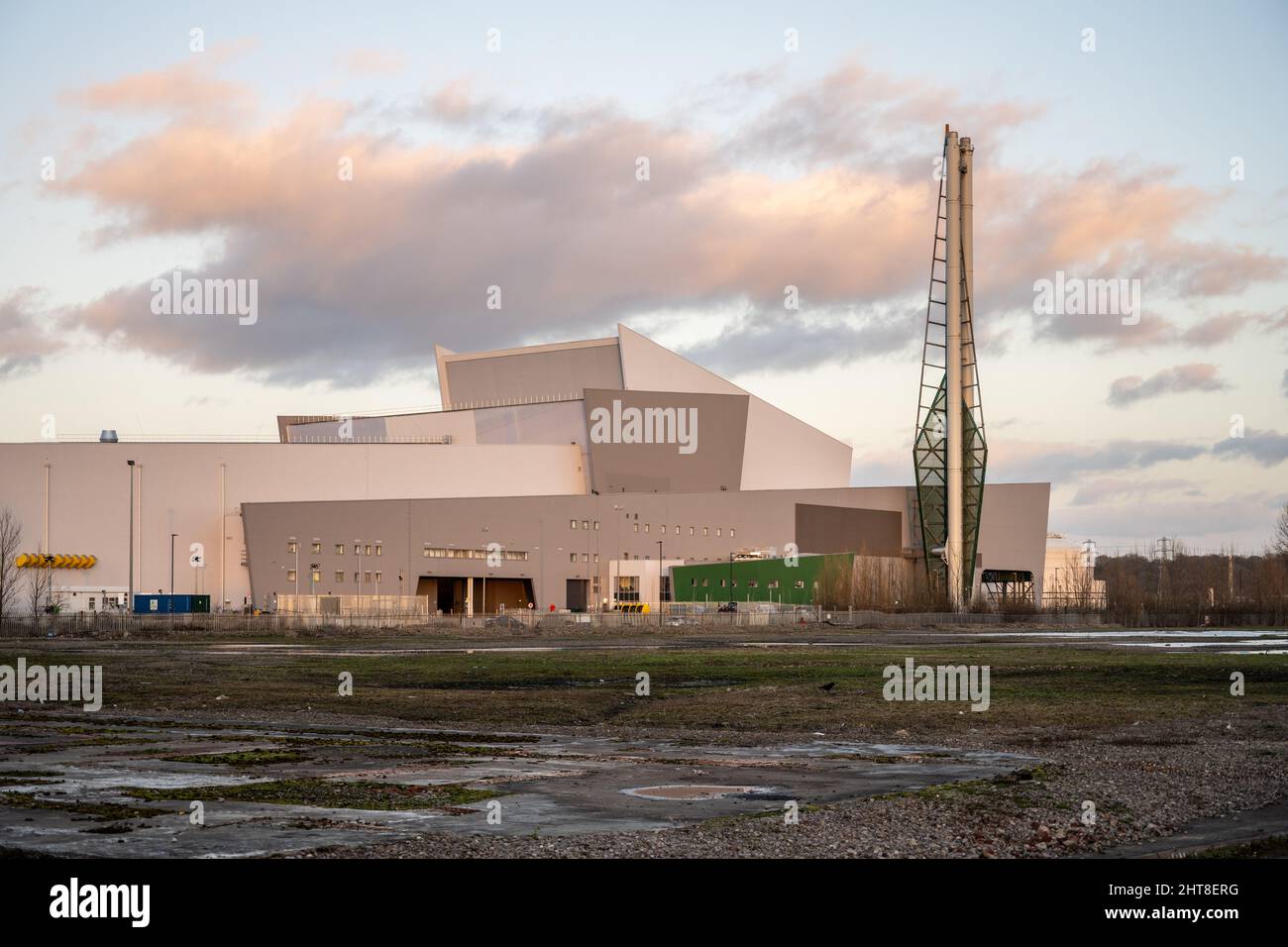 Il nuovo Avonmouth Resource Recovery Center di Viridor, un impianto di incenerimento dei rifiuti e riciclaggio delle materie plastiche a Bristol. Foto Stock