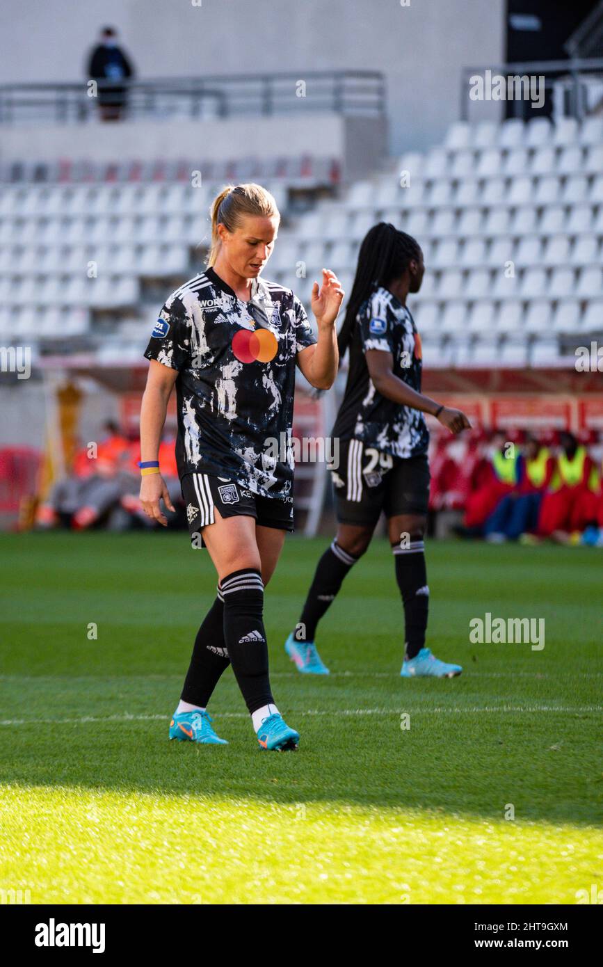 Amandine Henry of Olympique Lyonnais reagisce durante il campionato  femminile francese, D1 Arkema partita di calcio tra Stade de Reims e Olympique  Lyonnais (Lione) il 27 febbraio 2022 allo stadio Auguste Delaune