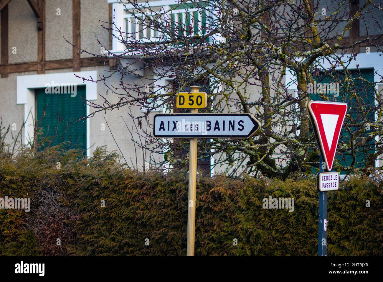 aix les bains - francia. 18-02-2022. Il cartello d'ingresso alla città di Aix-les-Bains in Francia Foto Stock