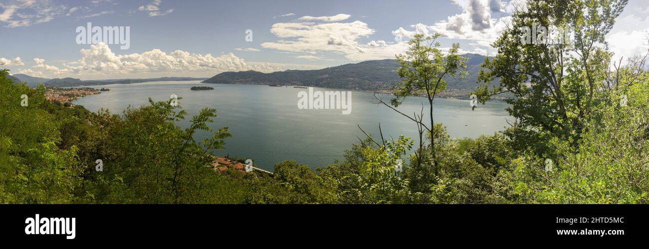 Italia, Lombardia. Lago maggiore (Verbano), visto dal punto di vista di Cavandone. Foto Stock