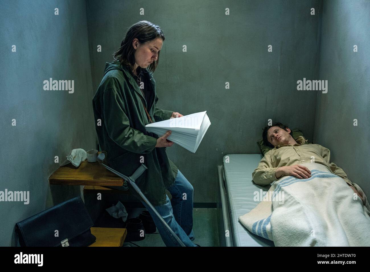 MARIE LEUENBERGER e JOEL BASMAN in CAGED BIRDS (2020) -titolo originale: BIS WIR TOT SIND ODER FREI-, diretto da OLIVER RIHS. Credit: ARTE / Bayerischer Rundfunk / Album Foto Stock