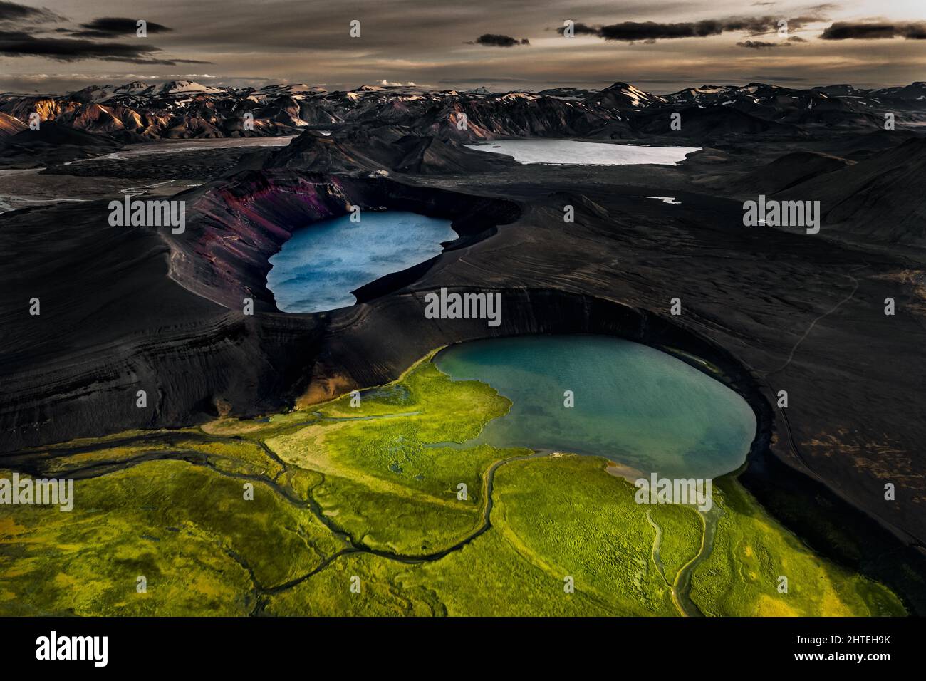 Cattura aerea di Ljotipollur negli altopiani dell'Islanda. Foto Stock