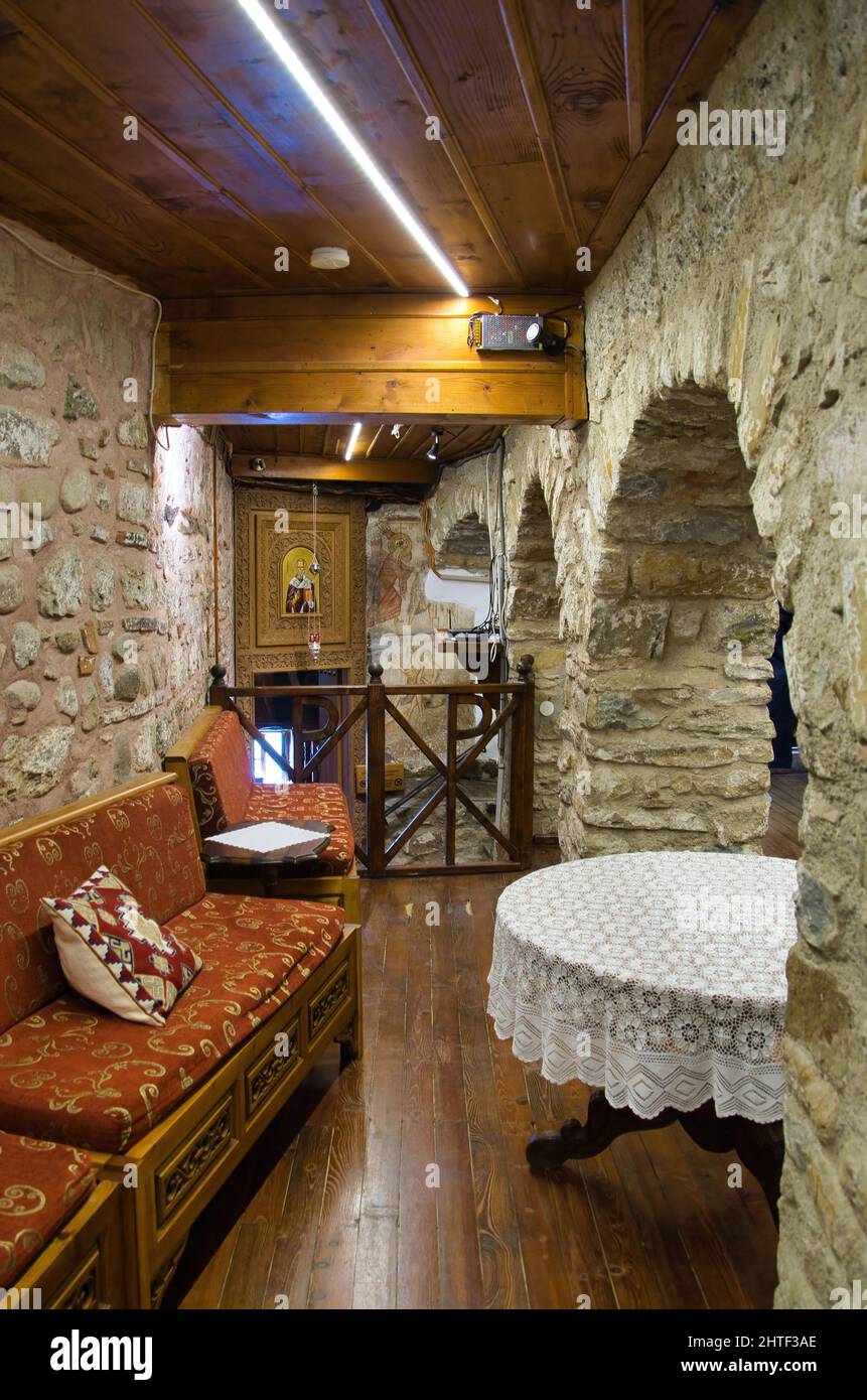 Meteora, Grecia, Monastero Santo di AG. Ioannis Anapafsas , l'interno del monastero cristiano ortodosso Foto Stock