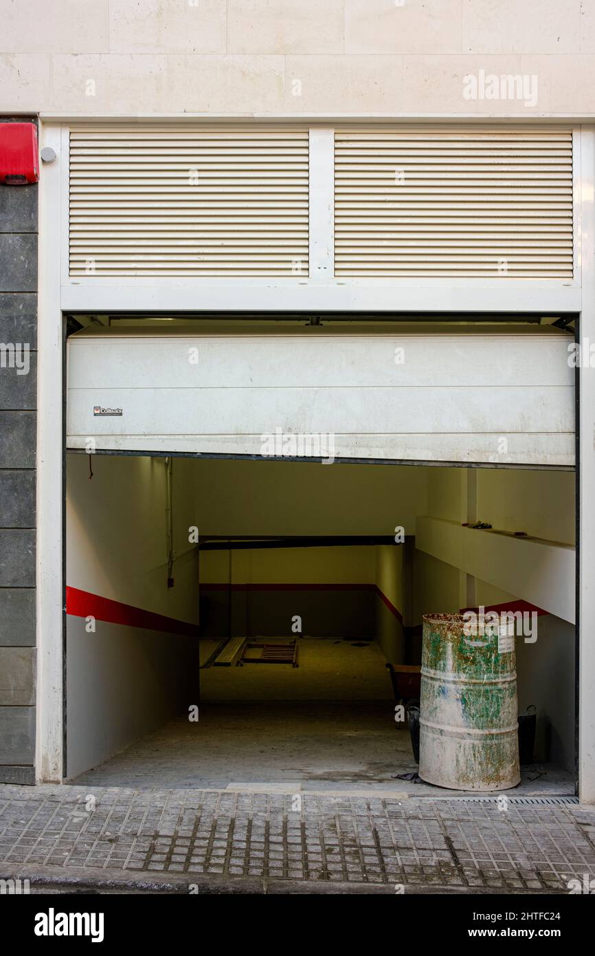 Garage porta a Playa San Juan, Tenerife, Isole Canarie, Spagna Foto Stock