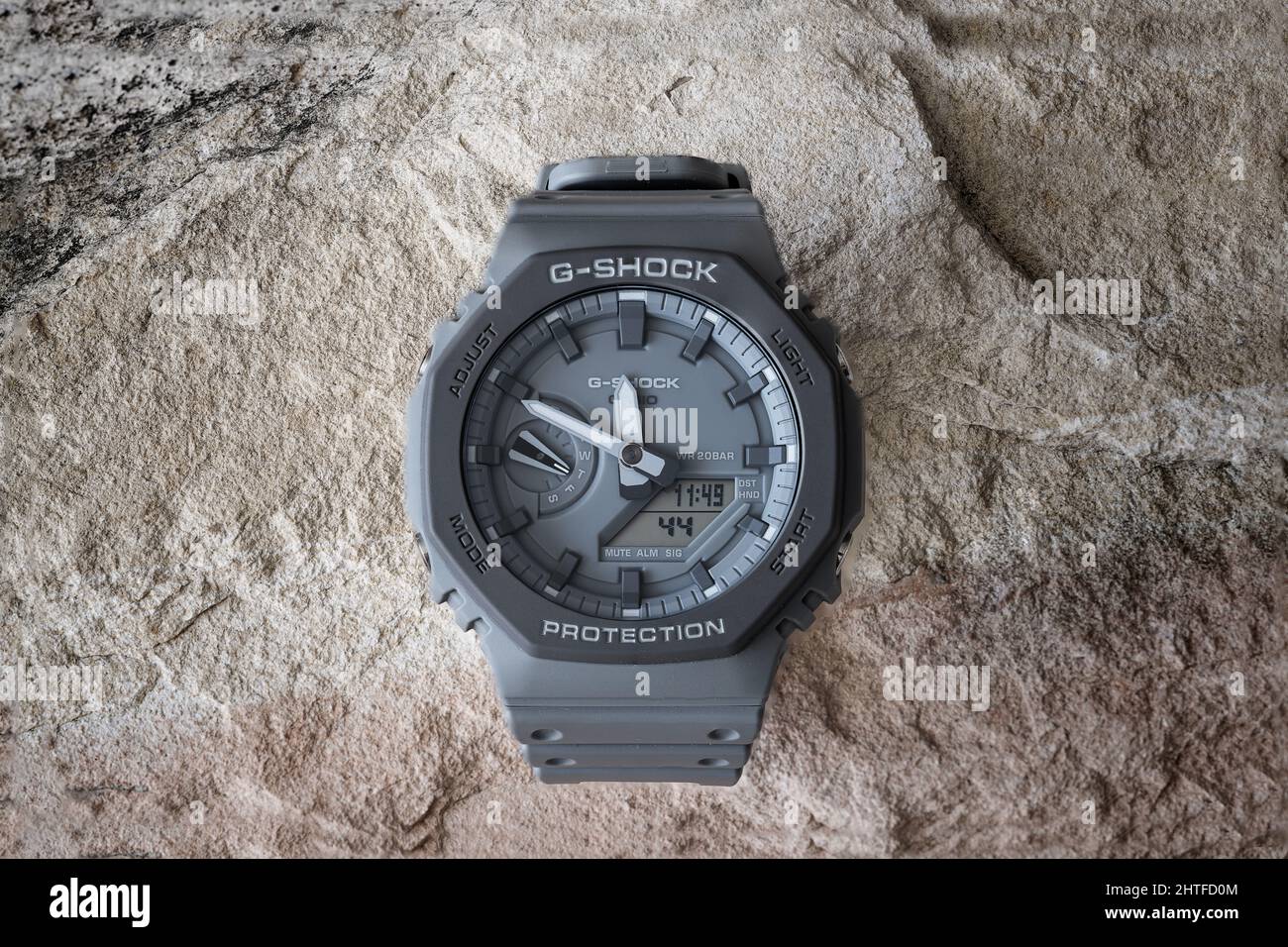 Bellissimo orologio casio G-shock di colore grigio Foto stock - Alamy