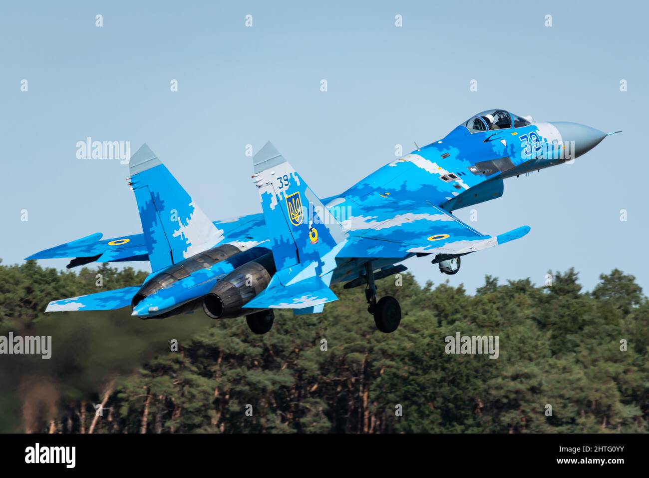 Un velivolo da caccia Sukhoi su-27 a due motori della forza aerea Ucraina. Foto Stock