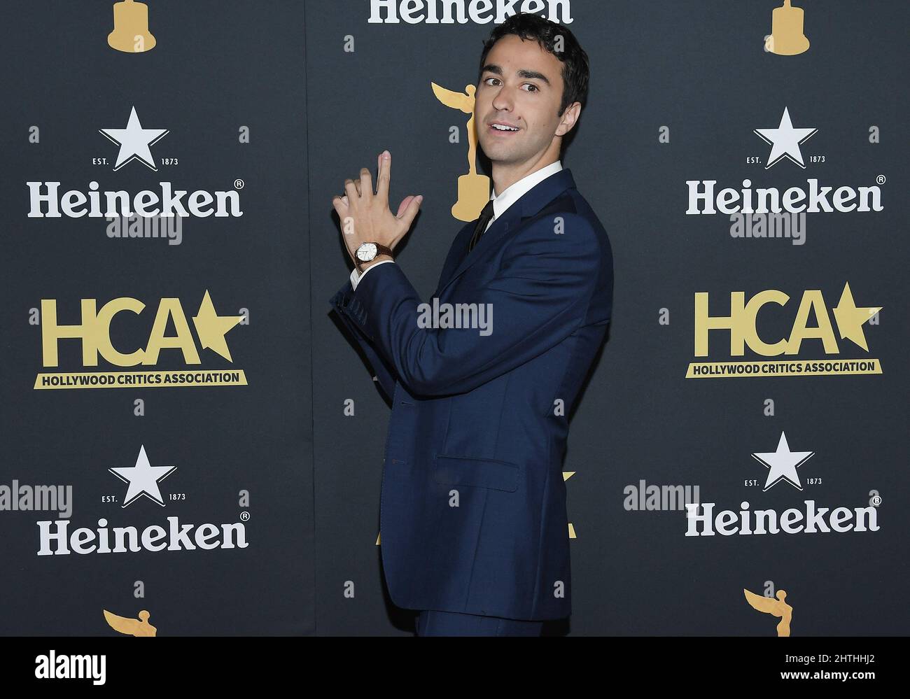 Los Angeles, Stati Uniti. 28th Feb 2022. Alex Wolff arriva al 5th Annual HCA Film Awards tenutosi all'Avalon Hollywood di Los Angeles, CA lunedì 28 febbraio 2022. (Foto di Sthanlee B. Mirador/Sipa USA) Credit: Sipa USA/Alamy Live News Foto Stock