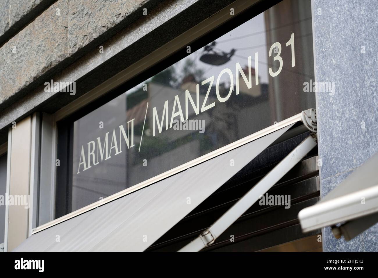 Armani / Manzoni 31, Via Manzoni, Milano, Lombardia, Italia, Europa Foto  stock - Alamy