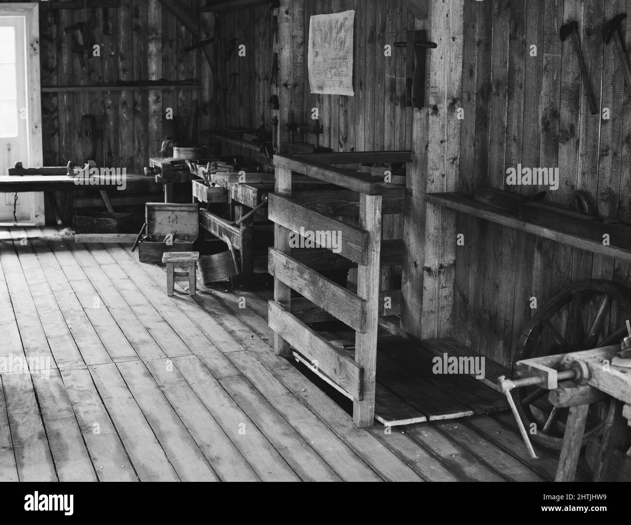 6.07.2020: Polonia, Beskidy: Interno di un vecchio cottage in un museo all'aperto nelle montagne di Beskidy Foto Stock