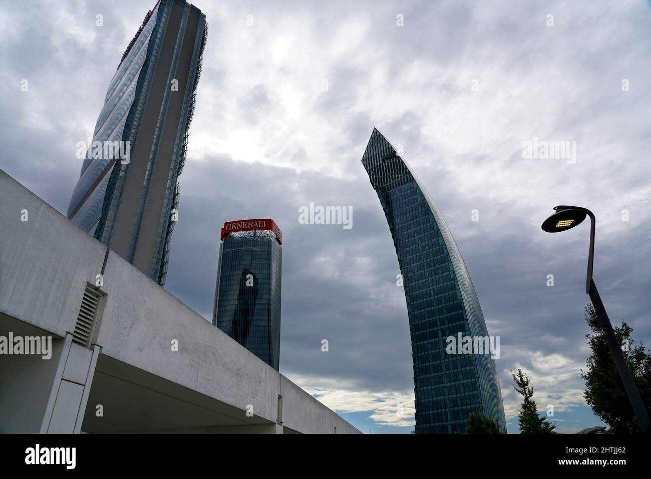 Quartiere Citylife, complesso residenziale e commerciale nel quartiere del portello di Milano. È stato progettato dagli architetti Arata Isozaki, Daniel Libeskind e. Foto Stock