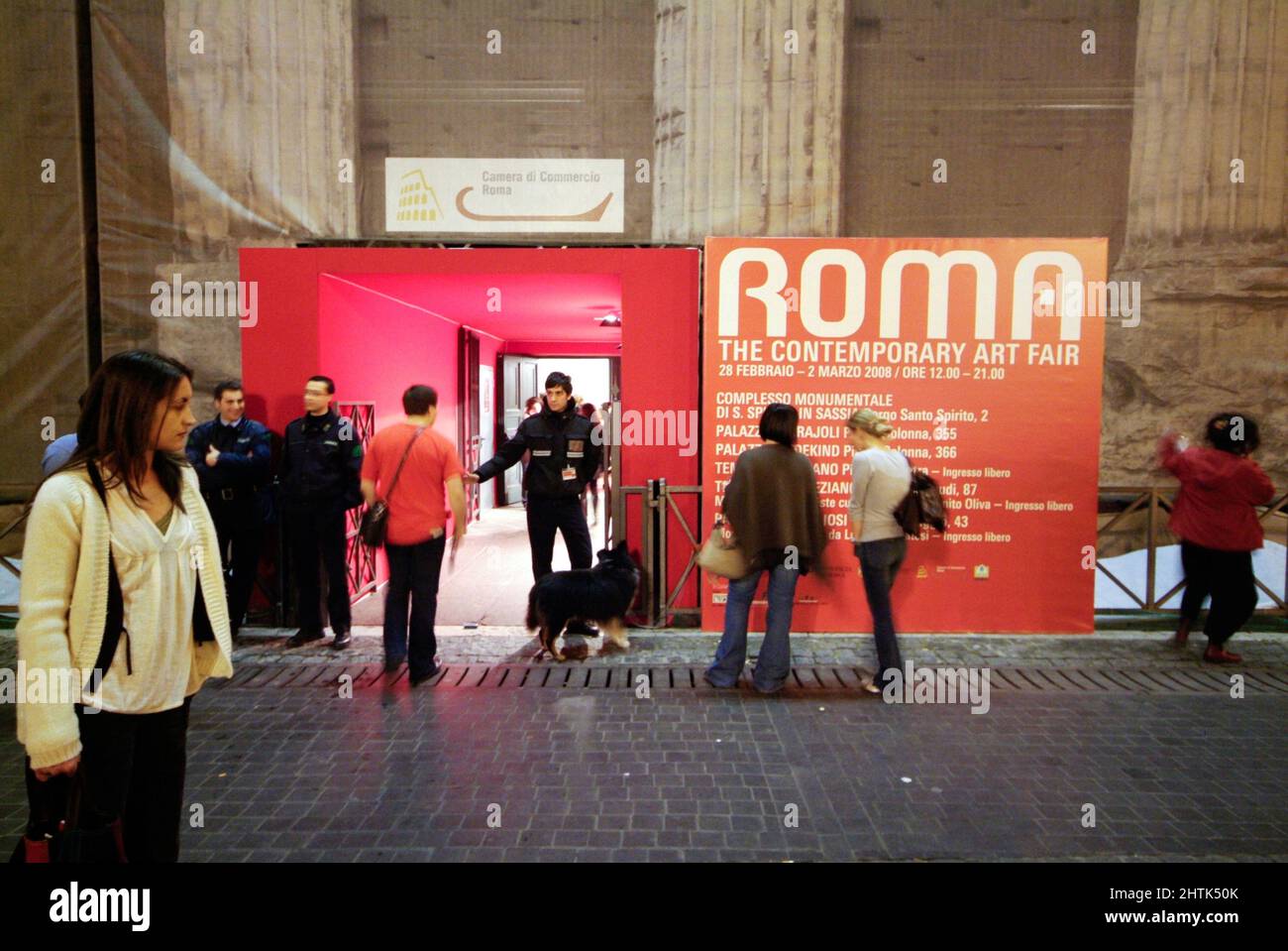 Tempio di Adriano, Roma Fiera di Arte Contemporanea, Roma, lazio, Italy Foto Stock