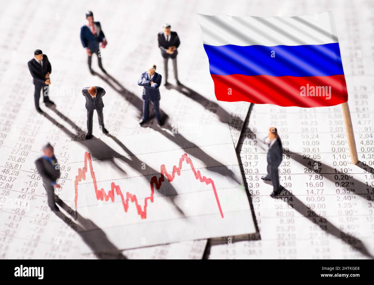 Manager con diagramma e bandiera della Russia Foto Stock