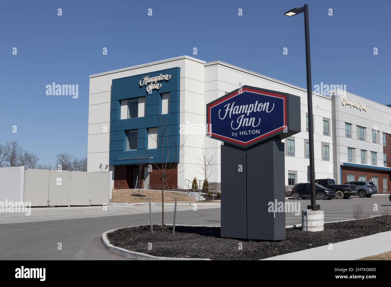 Walton - circa Febbraio 2022: Hampton by Hilton Property. Hampton Inn fa parte della famiglia Hilton Worldwide di hotel, resort e lodgin residenziale Foto Stock