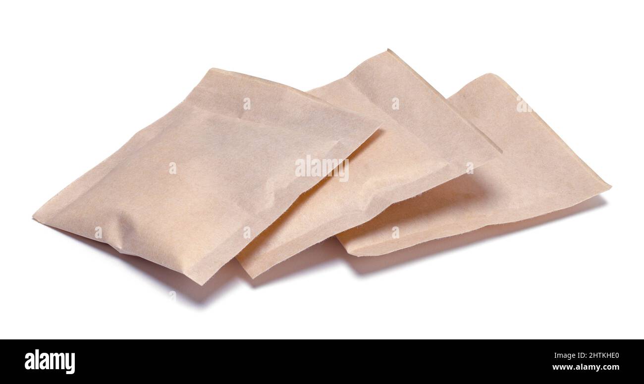 Tre pacchetti di gelatina tagliati su bianco. Foto Stock