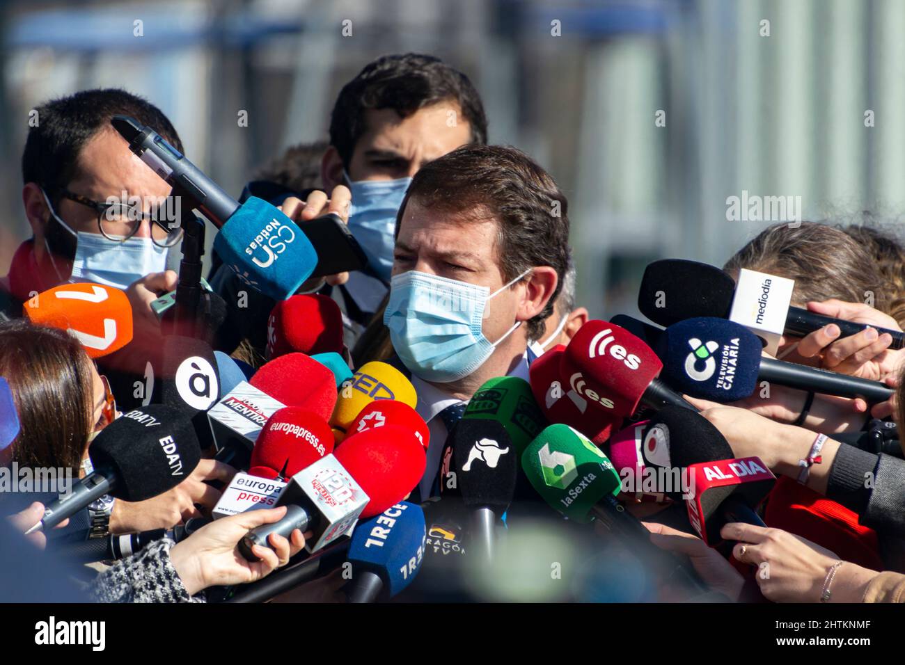 Alfonso Fernandez Mañueco, presidente della Junta de Castilla y Leon in una conferenza stampa, in Spagna. Politico spagnolo del Partito popolare, PP. Foto Stock