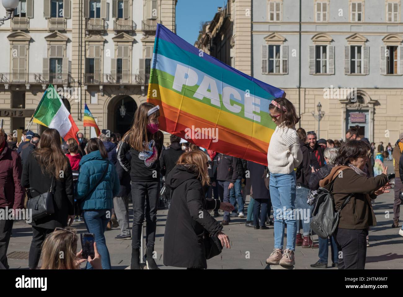 Manifestazione contro la guerra in Ucraina a Torino 26 febbraio 2022 Foto Stock