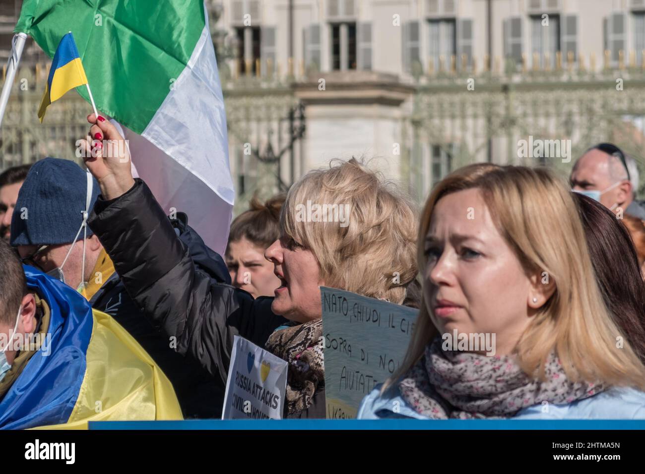 Manifestazione contro la guerra in Ucraina a Torino 26 febbraio 2022 Foto Stock