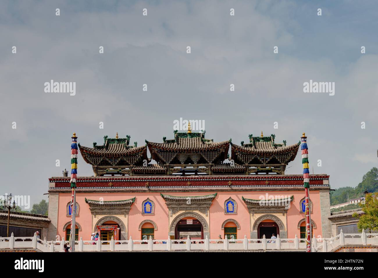 XINING, CINA - Monastero di Kumbum, un famoso punto di riferimento nella città antica di Xining, Qinghai, Cina. Foto Stock