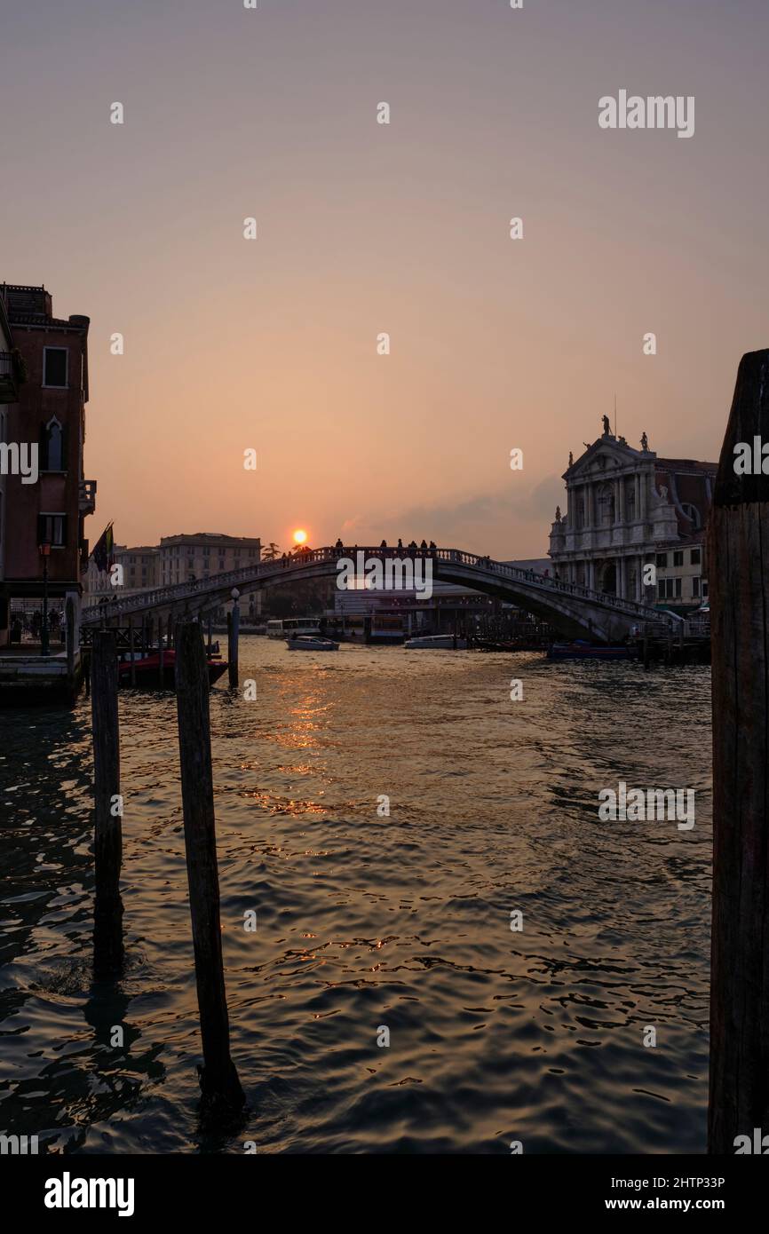 Ponte della ferrovia di venezia immagini e fotografie stock ad alta ...