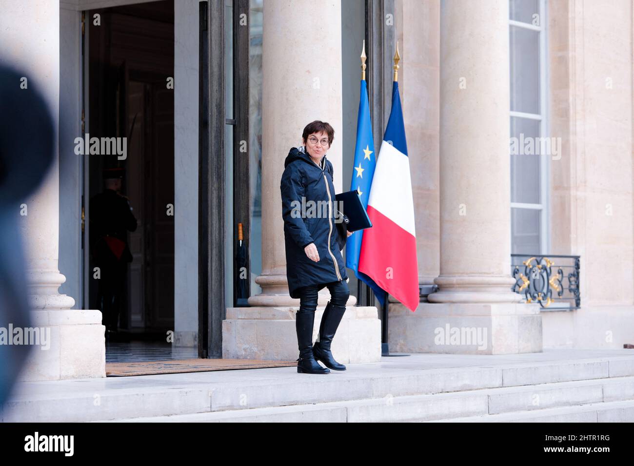 Annick Girardin, Ministro del Mare. Uscita dal Consiglio dei Ministri al Palazzo Elysee, 02nd marzo 2022 a Parigi, Francia. Foto di Christophe Michel / ABACAPRESS.COM Foto Stock