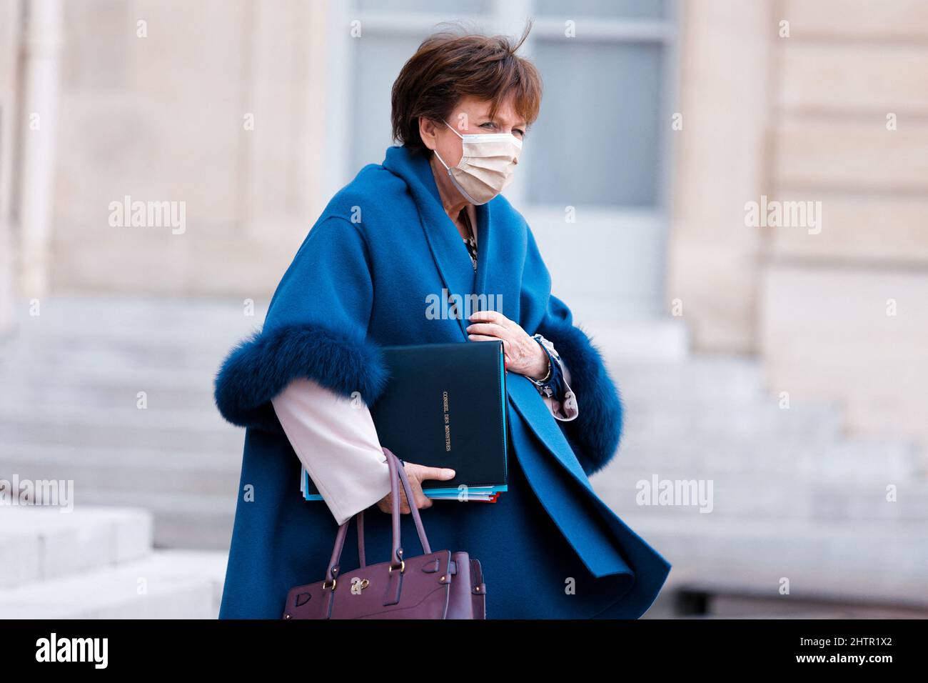 Roselyne Bachelot, Ministro della Cultura. Uscita dal Consiglio dei Ministri al Palazzo Elysee, 02nd marzo 2022 a Parigi, Francia. Foto di Christophe Michel / ABACAPRESS.COM Foto Stock