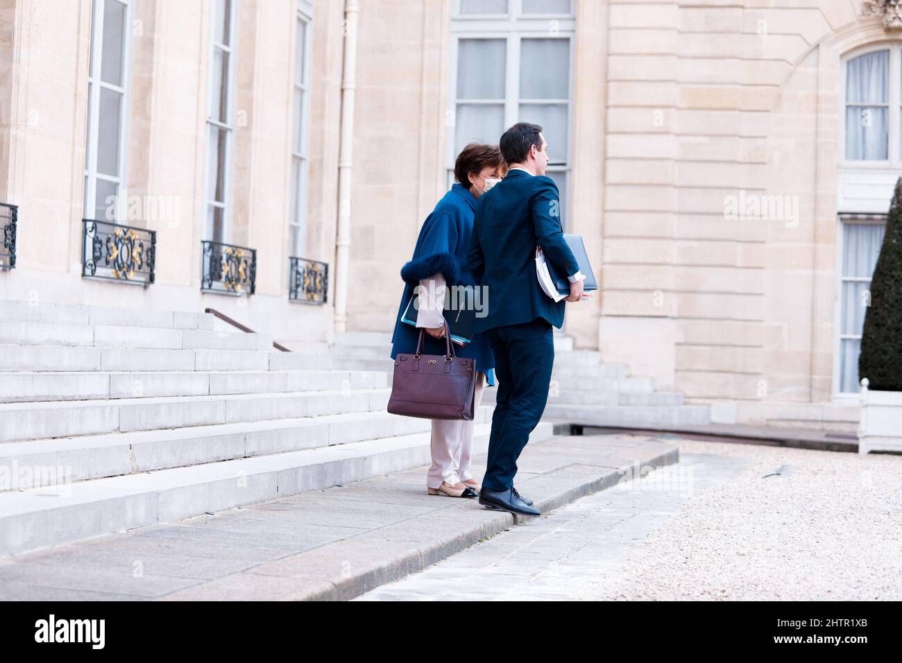 Roselyne Bachelot, Ministro della Cultura. Uscita dal Consiglio dei Ministri al Palazzo Elysee, 02nd marzo 2022 a Parigi, Francia. Foto di Christophe Michel / ABACAPRESS.COM Foto Stock