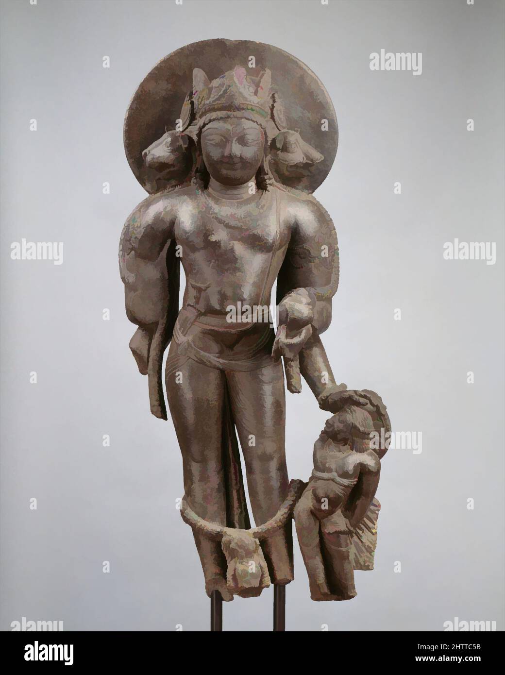 Arte ispirata da Vaikuntha Vishnu, ultimo quarto del 8th secolo, India (Jammu & Kashmir, antico regno del Kashmir), pietra, H. 41 1/8 in. (104,5 cm), scultura, questa forma complessa di Vishnu, prima chiamata con il nome di Vaikuntha nel VII secolo Vishnudharmotttarapurana, IS, opere classiche modernizzate da Artotop con un tuffo di modernità. Forme, colore e valore, impatto visivo accattivante sulle emozioni artistiche attraverso la libertà delle opere d'arte in modo contemporaneo. Un messaggio senza tempo che persegue una nuova direzione selvaggiamente creativa. Artisti che si rivolgono al supporto digitale e creano l'NFT Artotop Foto Stock