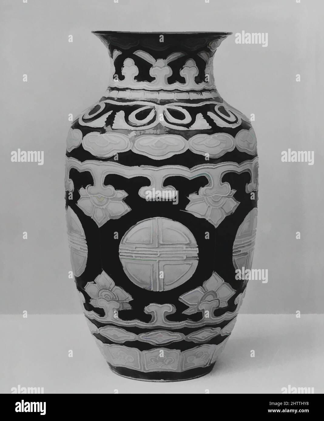 Arte ispirata da Vase, Edo period (1615-1868), 1820, Giappone, gres (Kairakuen ware), H. 15 1/4 poll. (38,7 cm), Ceramica, opere classiche modernizzate da Artotop con un tuffo di modernità. Forme, colore e valore, impatto visivo accattivante sulle emozioni artistiche attraverso la libertà delle opere d'arte in modo contemporaneo. Un messaggio senza tempo che persegue una nuova direzione selvaggiamente creativa. Artisti che si rivolgono al supporto digitale e creano l'NFT Artotop Foto Stock