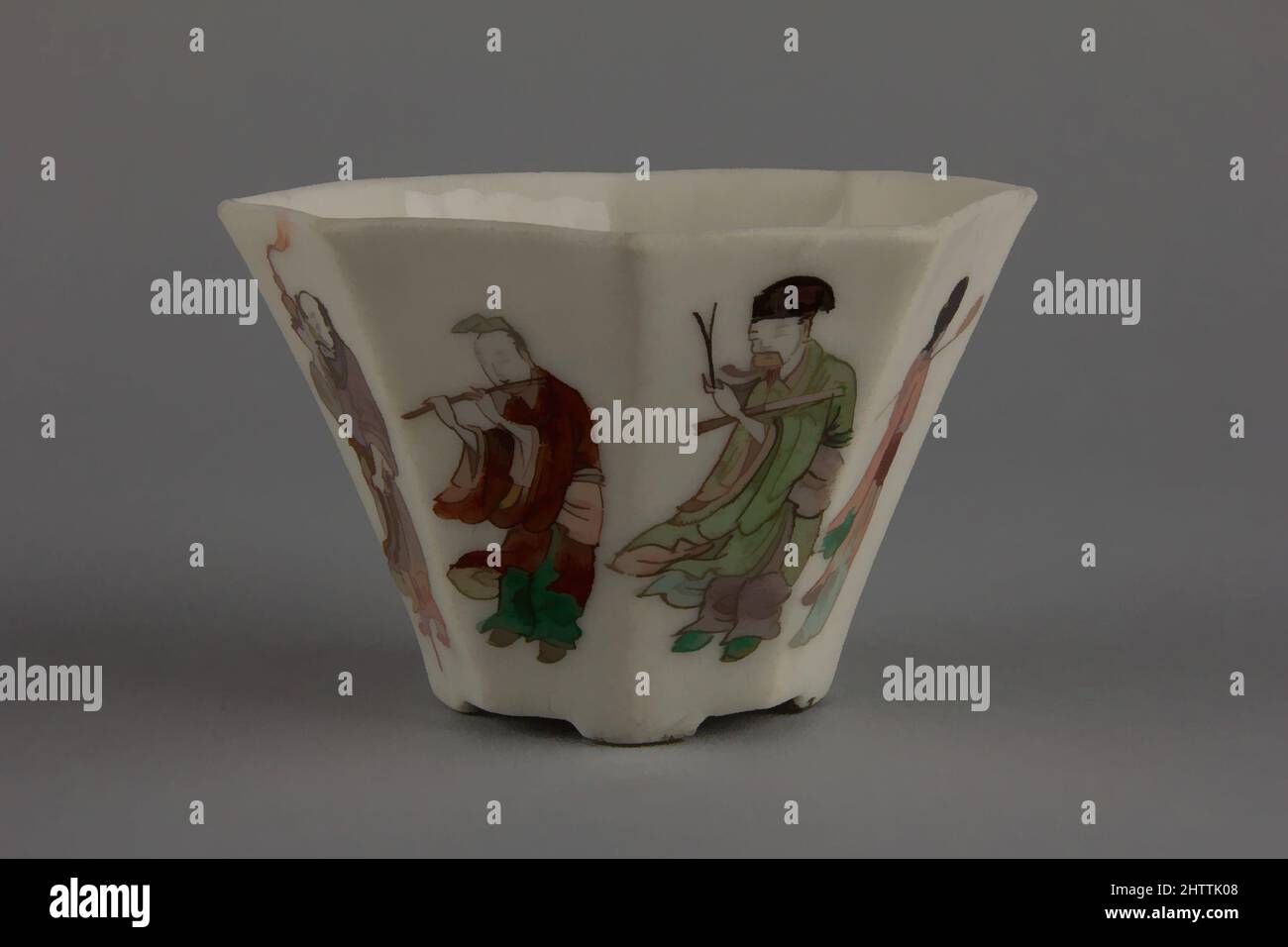 Arte ispirata a Cup, dinastia Ming (1368–1644), periodo Jiajing (1522–66), Cina, porcellana, H. 2 3/4 poll. (7 cm), Ceramica, opere classiche modernizzate da Artotop con un tuffo di modernità. Forme, colore e valore, impatto visivo accattivante sulle emozioni artistiche attraverso la libertà delle opere d'arte in modo contemporaneo. Un messaggio senza tempo che persegue una nuova direzione selvaggiamente creativa. Artisti che si rivolgono al supporto digitale e creano l'NFT Artotop Foto Stock