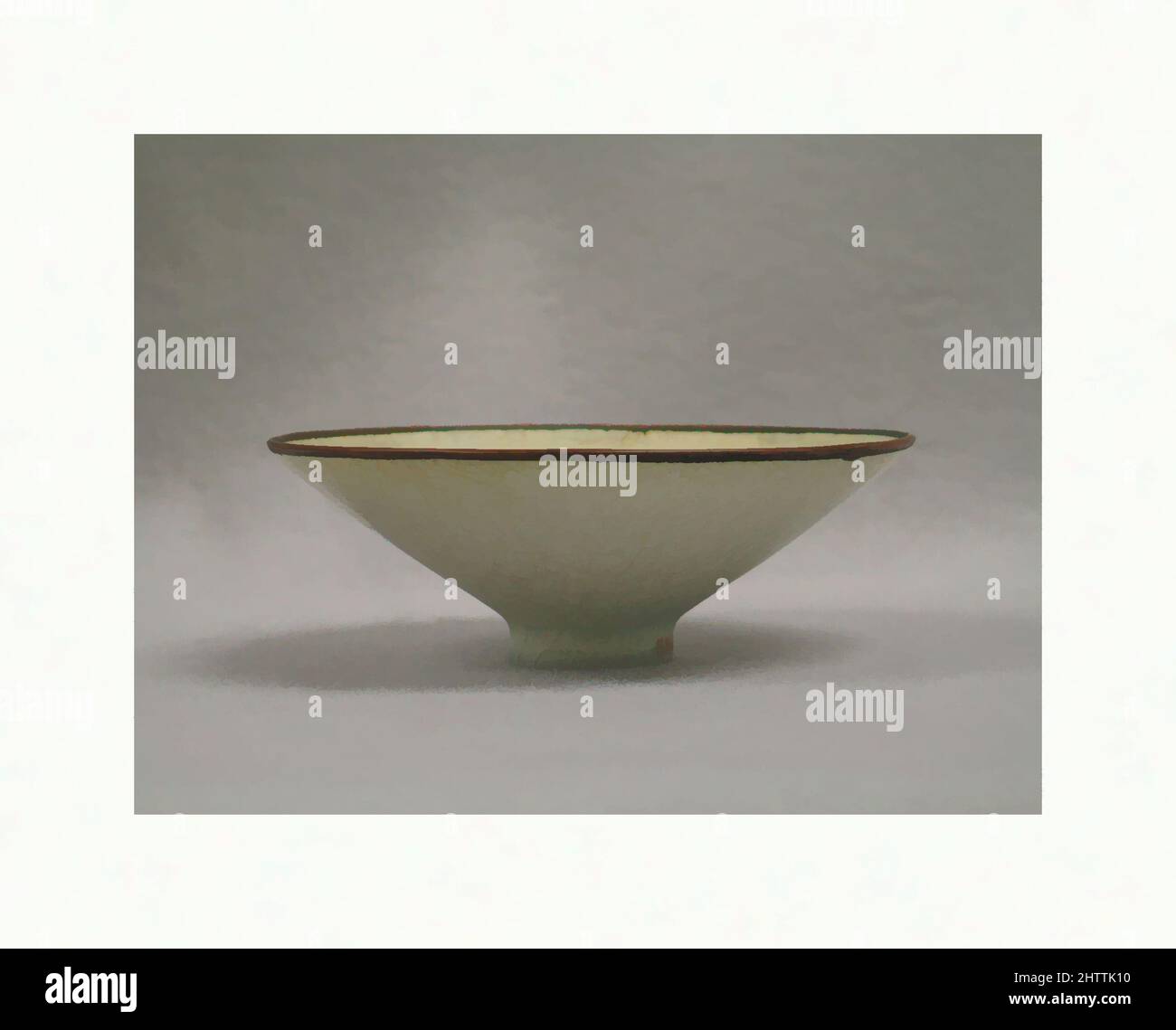 Arte ispirata a Bowl, dinastia Southern Song (1127–1279), Cina, gres con glassa verde crackled, H. 2 poll. (5,1 cm); W. 5 1/2" (14 cm), Ceramica, opere classiche modernizzate da Artotop con un tuffo di modernità. Forme, colore e valore, impatto visivo accattivante sulle emozioni artistiche attraverso la libertà delle opere d'arte in modo contemporaneo. Un messaggio senza tempo che persegue una nuova direzione selvaggiamente creativa. Artisti che si rivolgono al supporto digitale e creano l'NFT Artotop Foto Stock