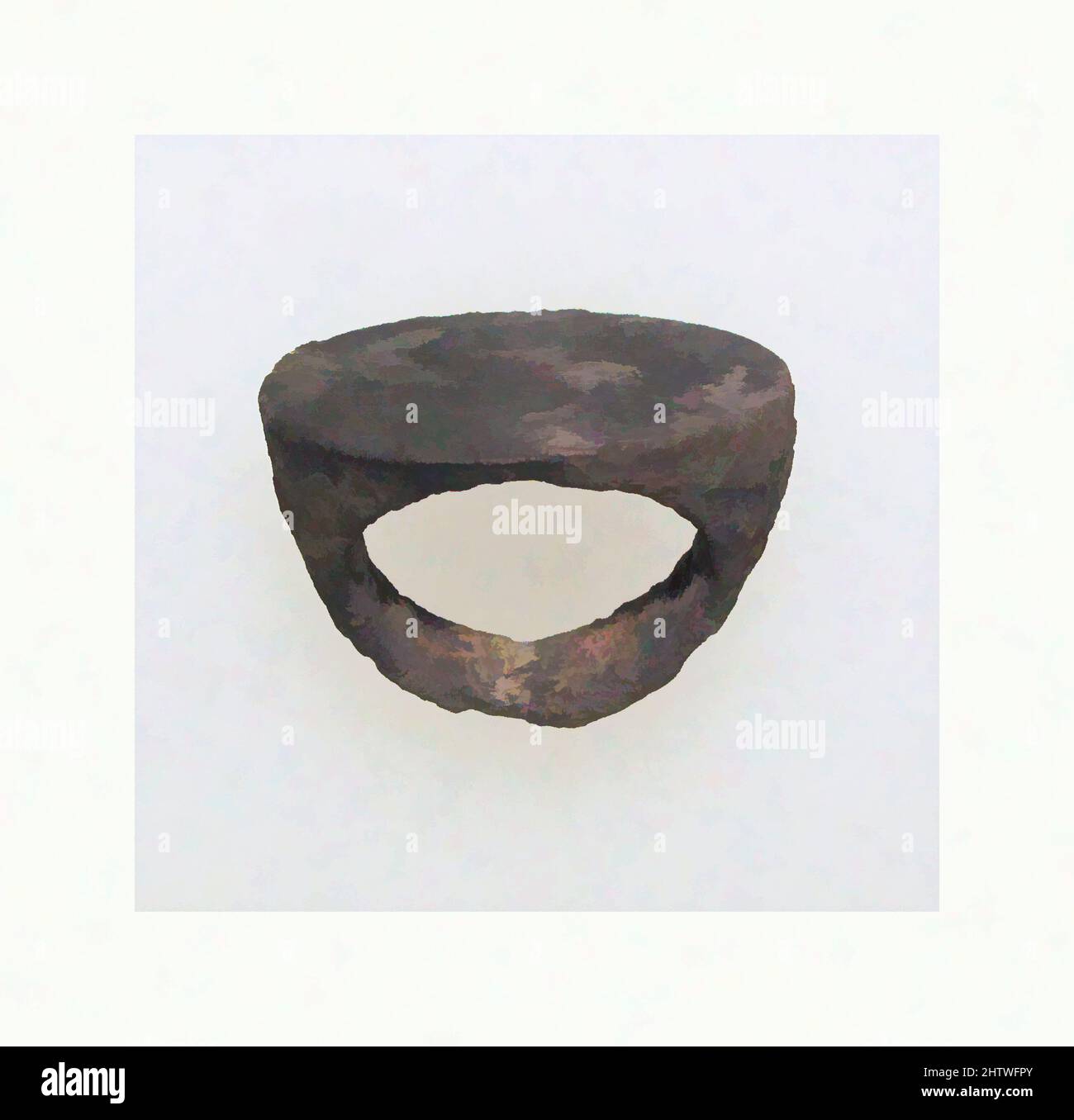 Art Inspired by Ring, Argento, altri: 13/16 x 1 1/8 x 13/16" (2 x 2,8 x 2,1 cm), Oro e Argento, opere classiche modernizzate da Artotop con un tocco di modernità. Forme, colore e valore, impatto visivo accattivante sulle emozioni artistiche attraverso la libertà delle opere d'arte in modo contemporaneo. Un messaggio senza tempo che persegue una nuova direzione selvaggiamente creativa. Artisti che si rivolgono al supporto digitale e creano l'NFT Artotop Foto Stock