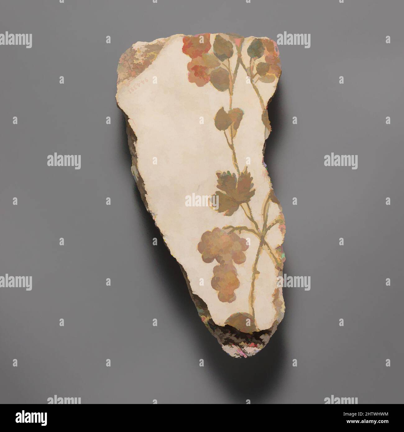 Arte ispirata da Wall Painting Fragment, 1st secolo d.C., romana, fresco, totale: 8 1/16 x 4 pollici (20,4 x 10,2 cm), dipinti vari, vite con uva, e un ruscino scorrevole, opere classiche modernizzate da Artotop con un tuffo di modernità. Forme, colore e valore, impatto visivo accattivante sulle emozioni artistiche attraverso la libertà delle opere d'arte in modo contemporaneo. Un messaggio senza tempo che persegue una nuova direzione selvaggiamente creativa. Artisti che si rivolgono al supporto digitale e creano l'NFT Artotop Foto Stock