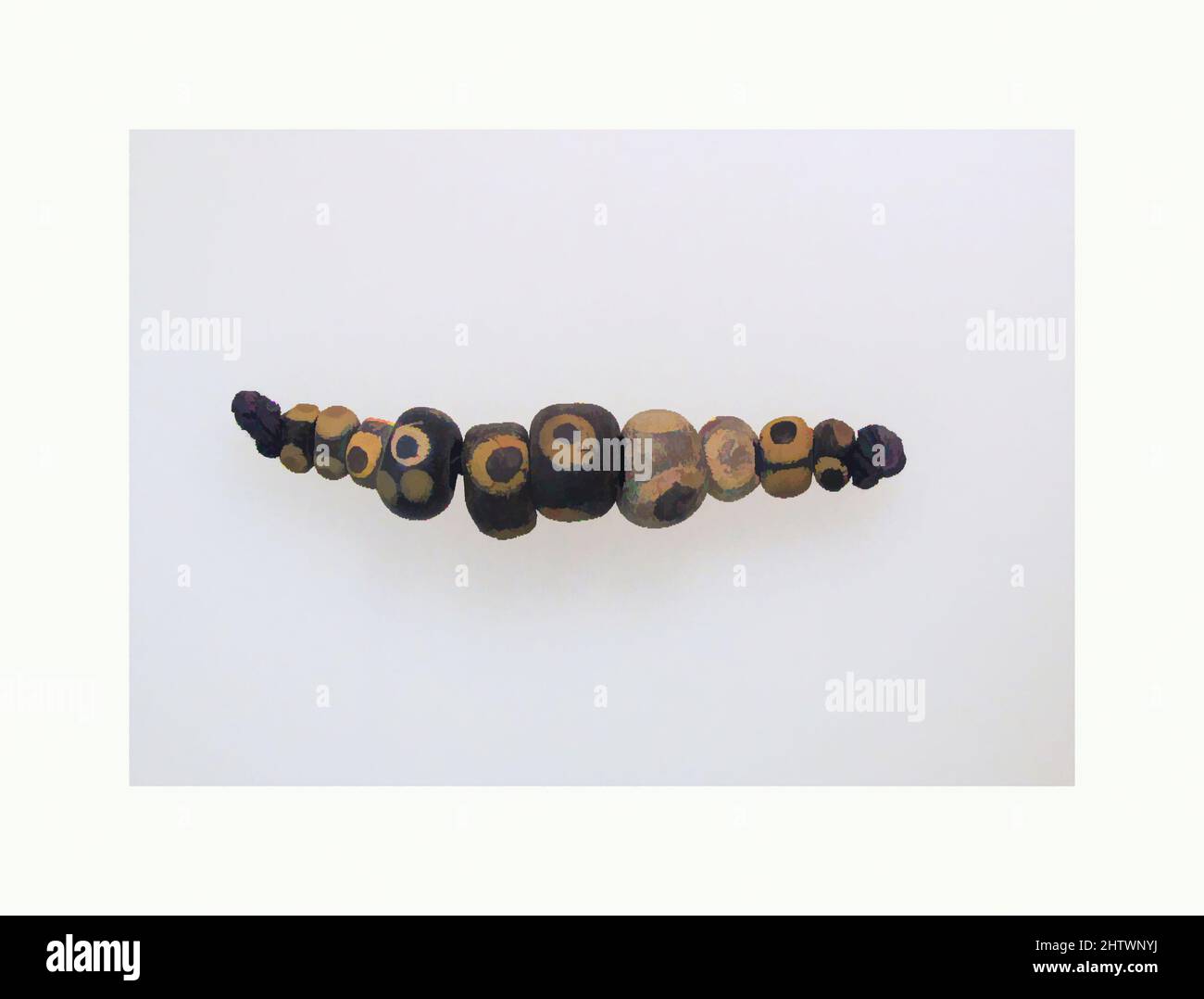 Art Inspired by Beads, 10, Glass, Other: 2 11/16 poll. (6,8 cm), vetro, opere classiche modernizzate da Artotop con un tuffo di modernità. Forme, colore e valore, impatto visivo accattivante sulle emozioni artistiche attraverso la libertà delle opere d'arte in modo contemporaneo. Un messaggio senza tempo che persegue una nuova direzione selvaggiamente creativa. Artisti che si rivolgono al supporto digitale e creano l'NFT Artotop Foto Stock