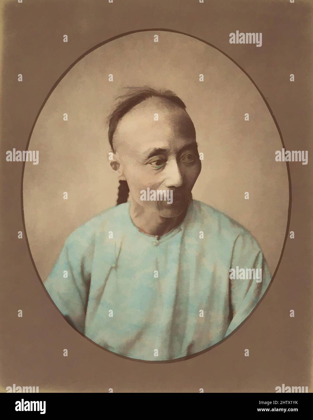 Art Inspired by Chinese Man, 1870s, stampa in argento albume da vetro negativo, 23,7 x 19,4 cm (9 5/16 x 7 5/8 poll.), fotografie, Raimund von Stillfried (Austriaco, 1839–1911, opere classiche modernizzate da Artotop con un tocco di modernità. Forme, colore e valore, impatto visivo accattivante sulle emozioni artistiche attraverso la libertà delle opere d'arte in modo contemporaneo. Un messaggio senza tempo che persegue una nuova direzione selvaggiamente creativa. Artisti che si rivolgono al supporto digitale e creano l'NFT Artotop Foto Stock