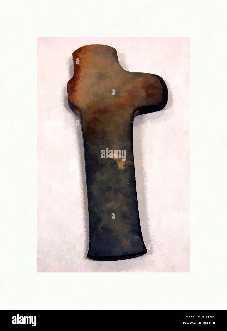 Arte ispirata da pietra cerimoniale Ax, prima del 16th secolo, Colombia, Colombia, pietra, Altezza 6-1/8 in., pietra-attrezzi, opere classiche modernizzate da Artotop con un tuffo di modernità. Forme, colore e valore, impatto visivo accattivante sulle emozioni artistiche attraverso la libertà delle opere d'arte in modo contemporaneo. Un messaggio senza tempo che persegue una nuova direzione selvaggiamente creativa. Artisti che si rivolgono al supporto digitale e creano l'NFT Artotop Foto Stock