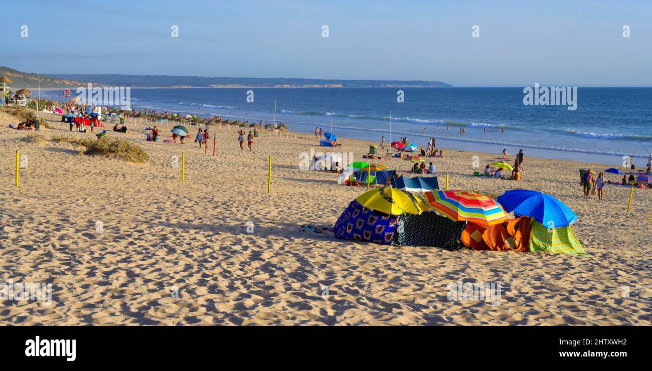 Spiaggia di Fonte da Telha, Costa de Caparica, Penisola di Setubal, Portogallo Foto Stock